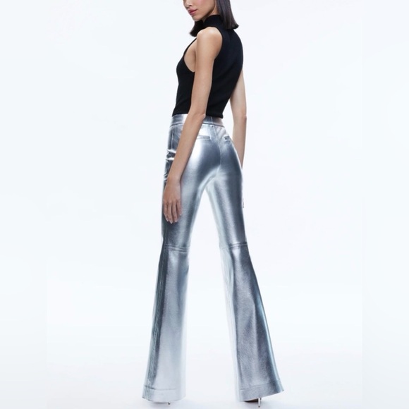NWT Alice + Olivia Livi High Waist Bootcut Metallic Silver Faux Leather Pants 14 - Picture 3 of 9